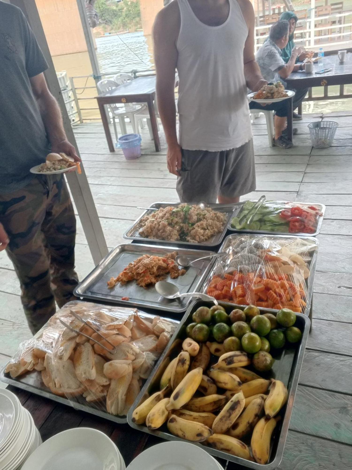 Cam U View Bungalow Hotel Nong Khiaw Luaran gambar